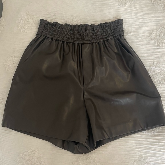 A.L.C. Kaleb Vegan Leather High-Waisted Shorts Size XS - Picture 8 of 11